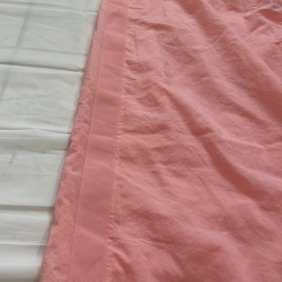 Adidas women’s windbreak/ workout pants NWT Size XL - Picture 11 of 13